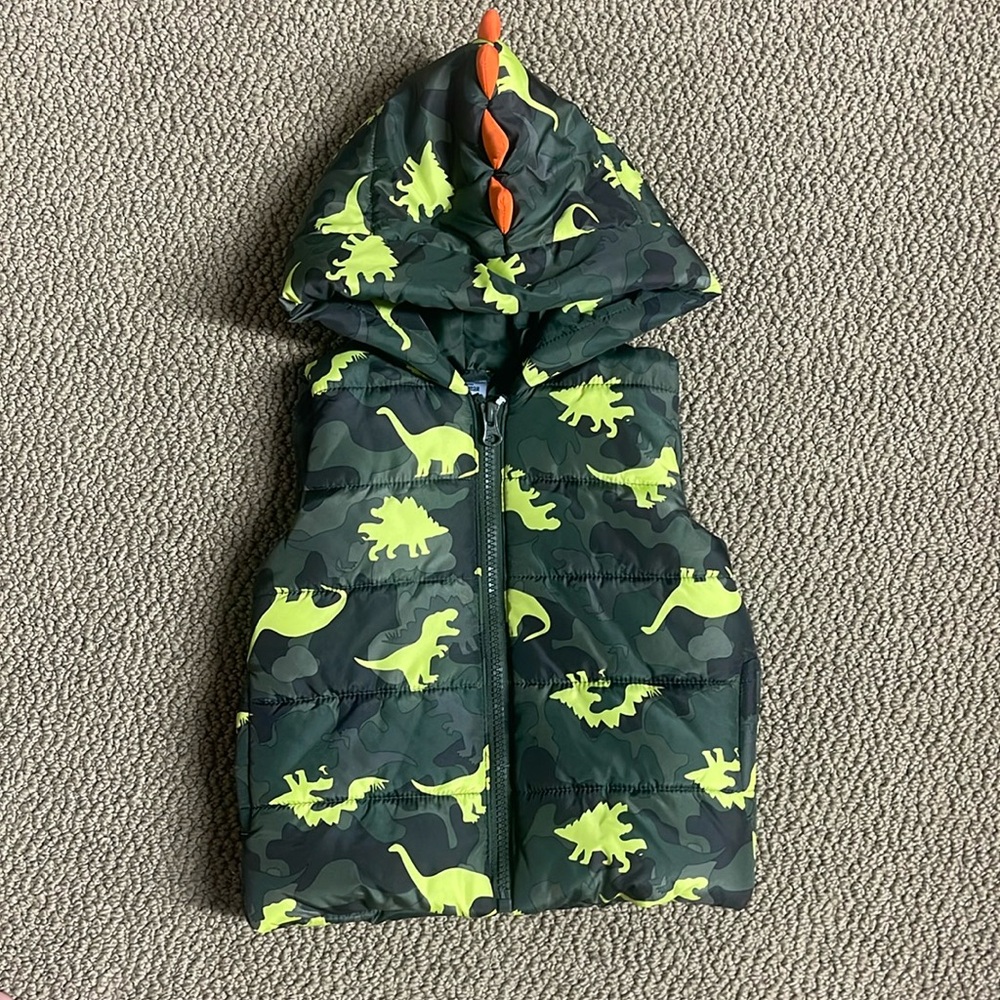 Member’s Mark vest. Size 18 months. Great condition
